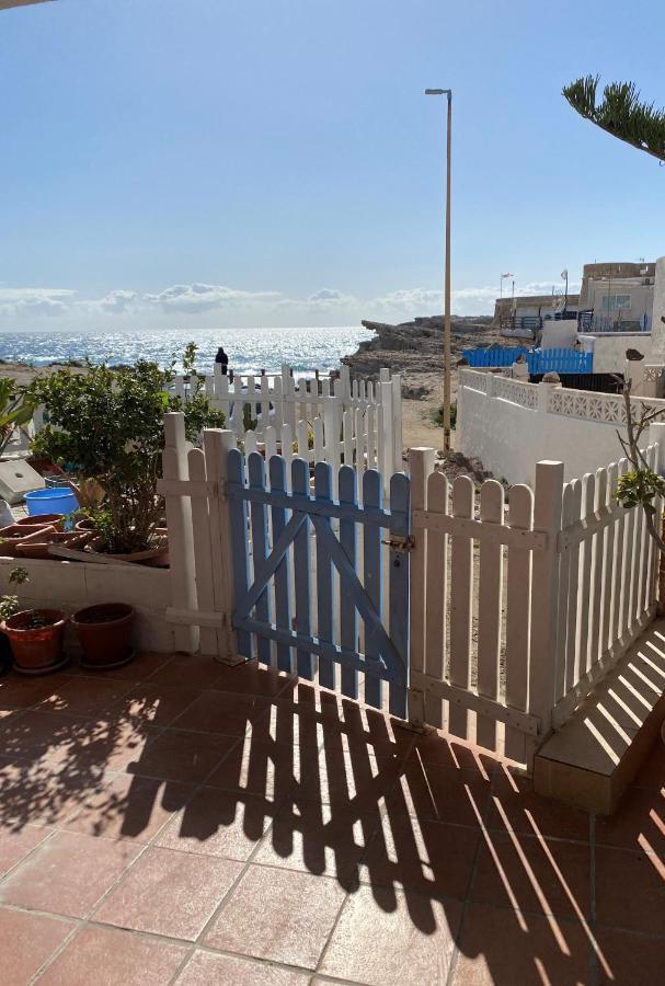 Apartamento Los Escullos Acantilado Almería Kültér fotó